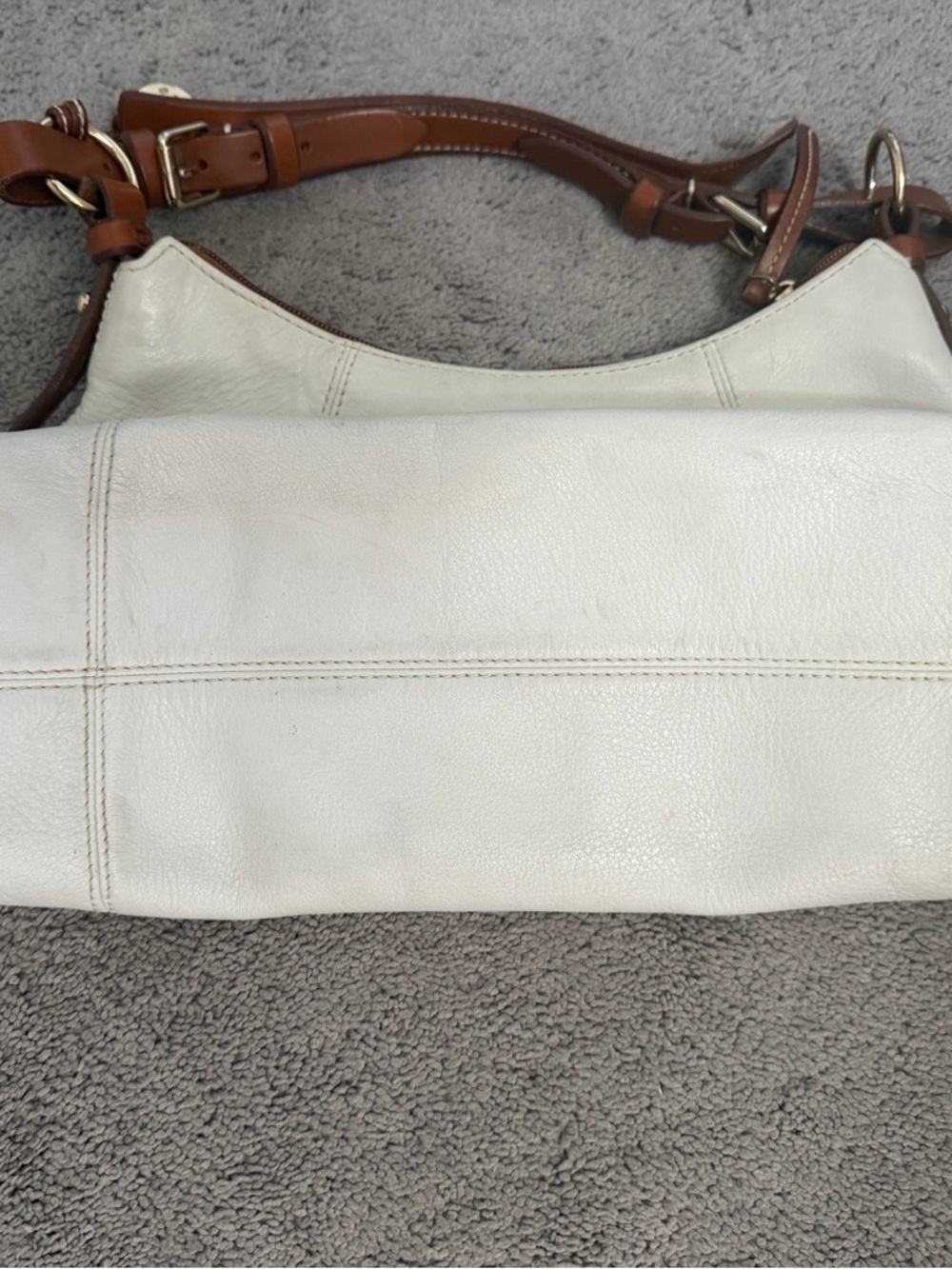 Dooney & Bourke White and Brown Shoulder Bag - Picture 5 of 5